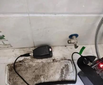 琅琊屋顶漏水维修公司分享下卫生间漏水的危害及解决方法